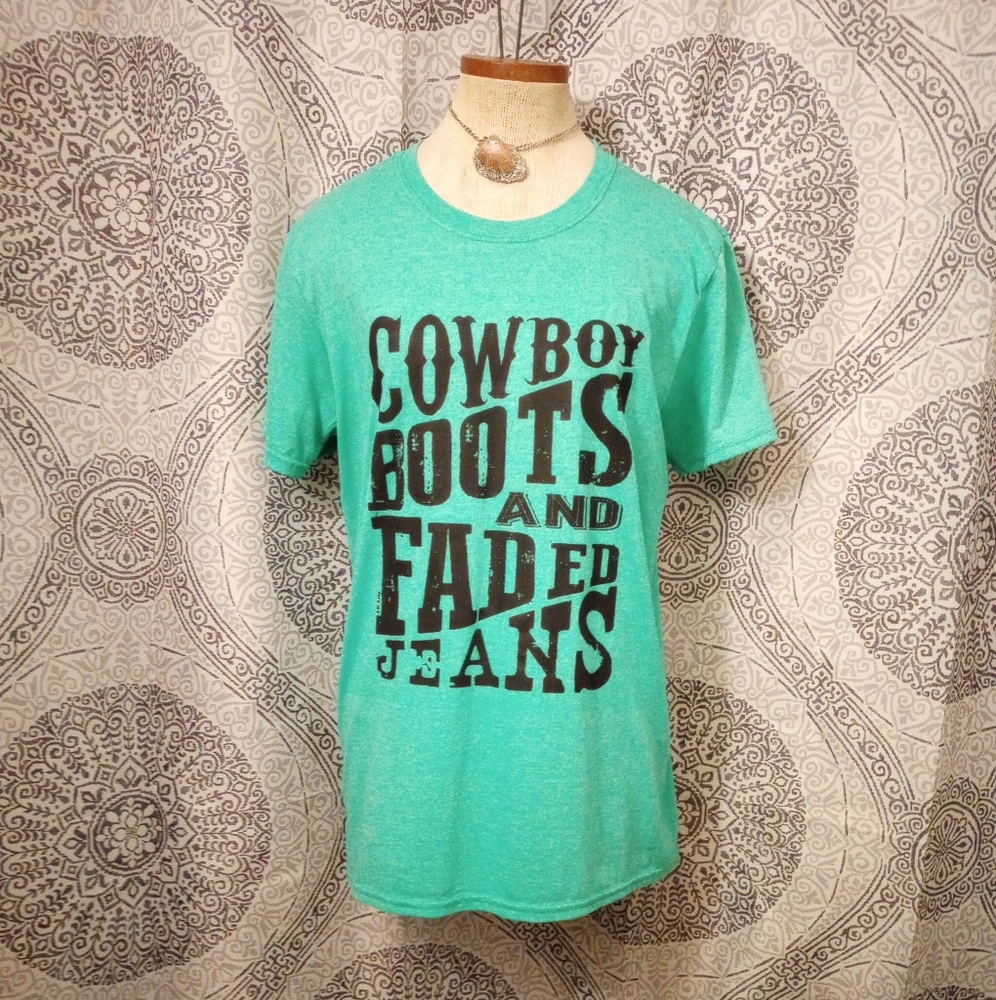 Gildan Soft Style Ring Spun Cowboy Graphic Tee Size M Unisex